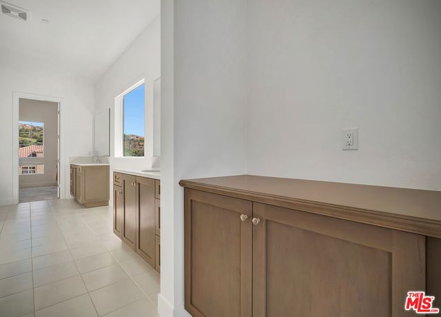 11865 Red Hawk Lane, Porter Ranch, CA 91326