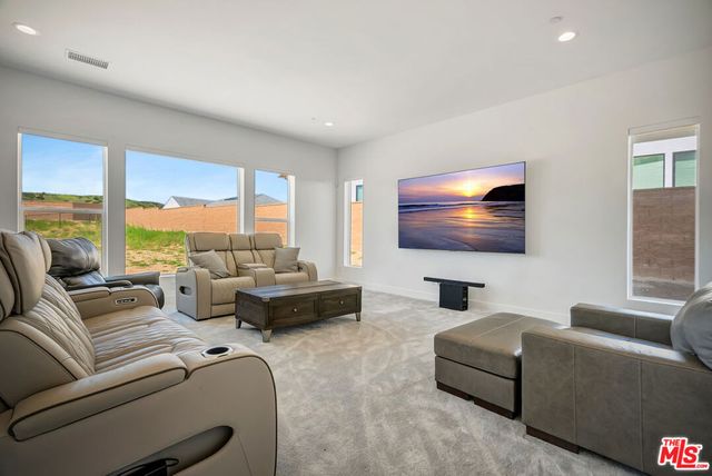 11865 Red Hawk Lane, Porter Ranch, CA 91326