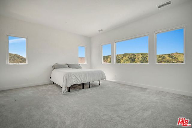 11865 Red Hawk Lane, Porter Ranch, CA 91326