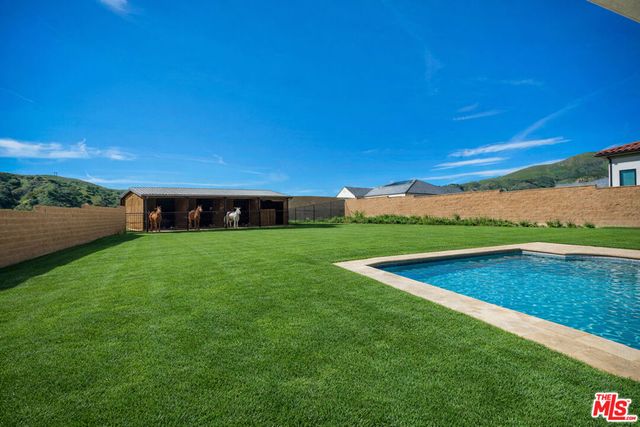 11865 Red Hawk Lane, Porter Ranch, CA 91326