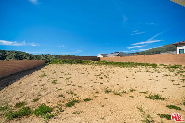 11865 Red Hawk Lane, Porter Ranch, CA 91326