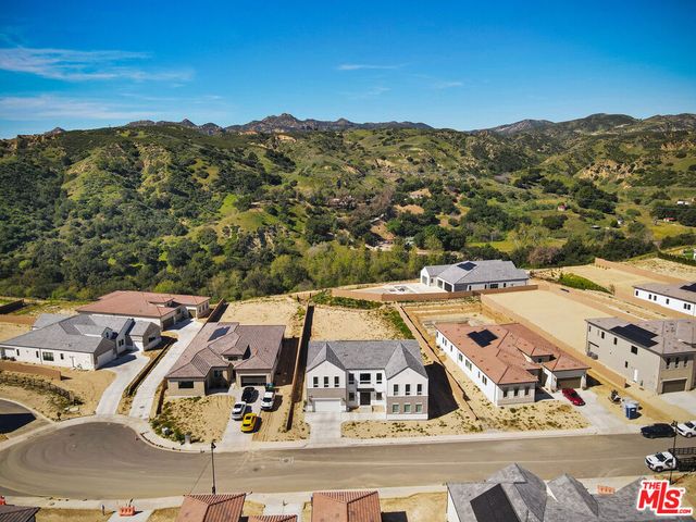 11865 Red Hawk Lane, Porter Ranch, CA 91326