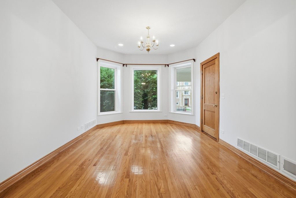 4908 W Berteau Avenue, Chicago, IL 60641 — photo 3