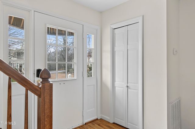 122 Stonewall Heights, Abingdon, VA 24210