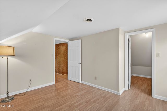 122 Stonewall Heights, Abingdon, VA 24210