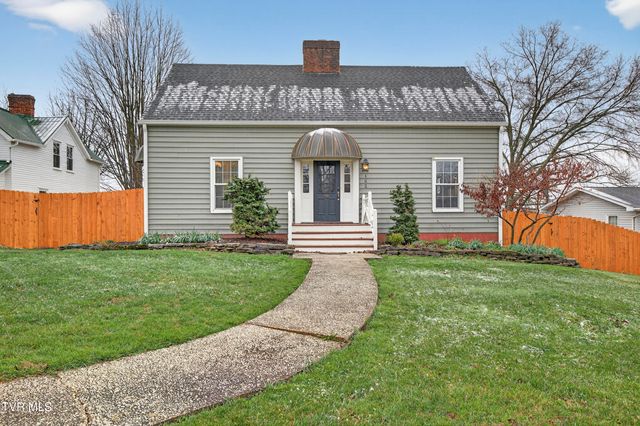 122 Stonewall Heights, Abingdon, VA 24210