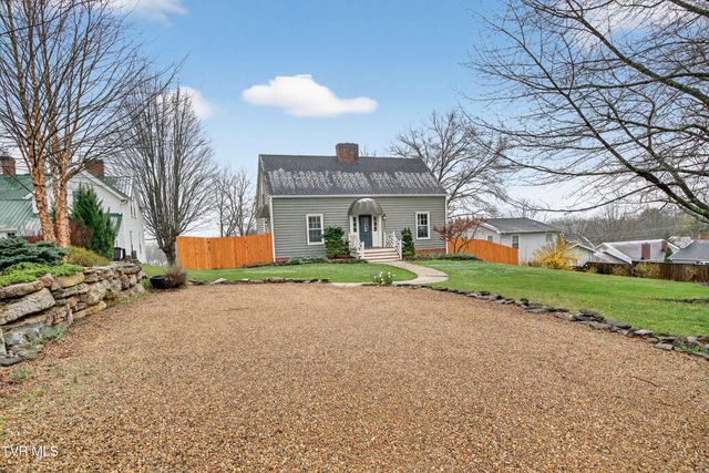 122 Stonewall Heights, Abingdon, VA 24210