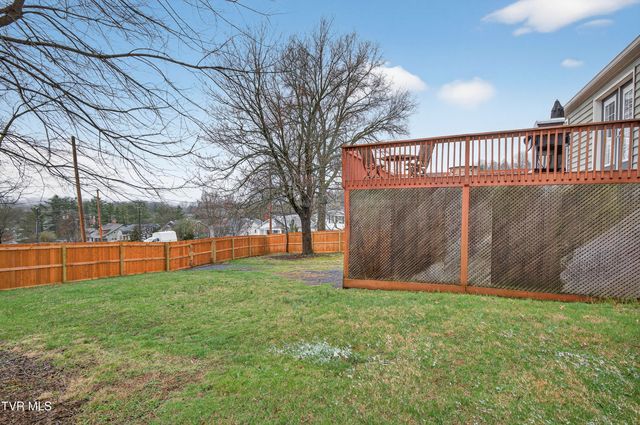 122 Stonewall Heights, Abingdon, VA 24210