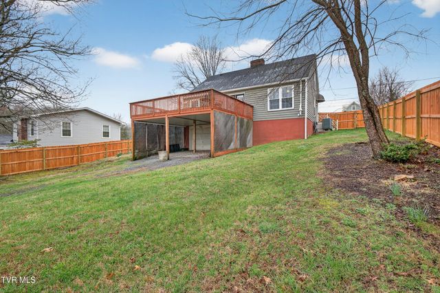 122 Stonewall Heights, Abingdon, VA 24210