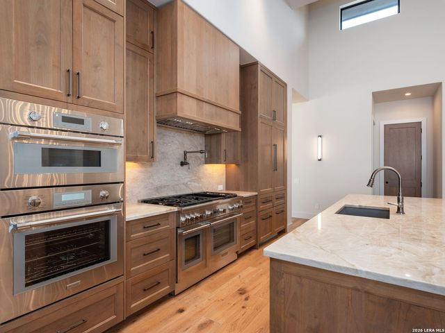 2 Dominion Vista, San Antonio, TX 78257
