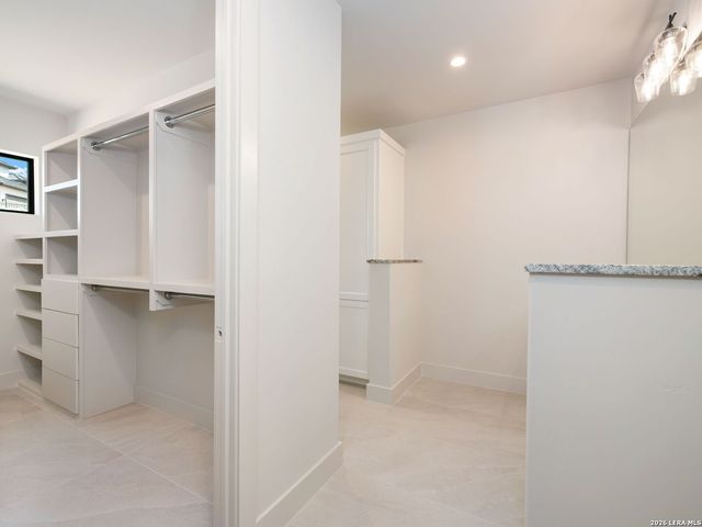 2 Dominion Vista, San Antonio, TX 78257
