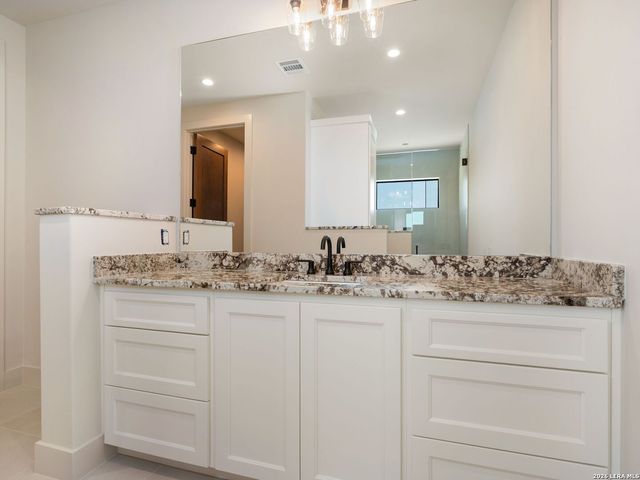 2 Dominion Vista, San Antonio, TX 78257