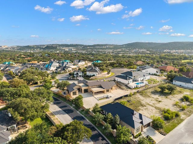 2 Dominion Vista, San Antonio, TX 78257