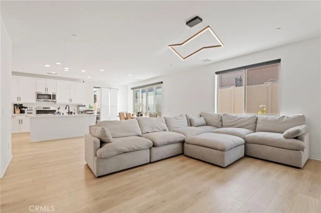 362 Rosa Street, Rialto, CA 92376