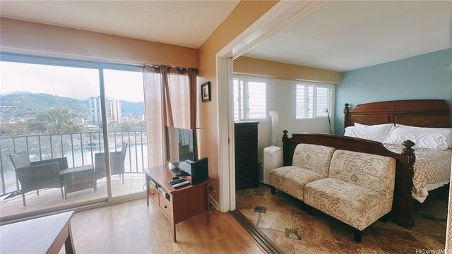 1909 Ala Wai Boulevard 504, Honolulu, HI 96815