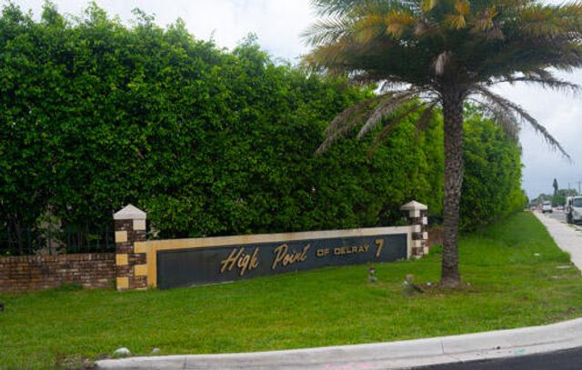 235 NW 46th Avenue B, Delray Beach, FL 33445