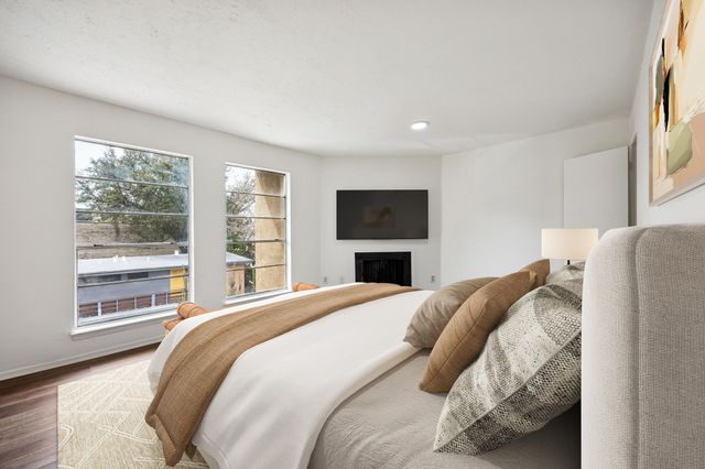 4044 Buena Vista Street 205, Dallas, TX 75204