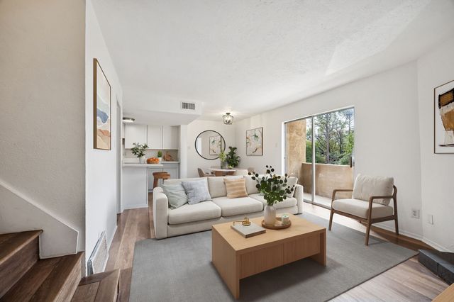 4044 Buena Vista Street 205, Dallas, TX 75204