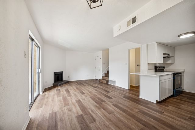 4044 Buena Vista Street 205, Dallas, TX 75204