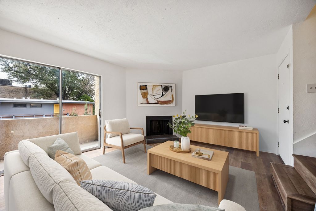 4044 Buena Vista Street 205, Dallas, TX 75204