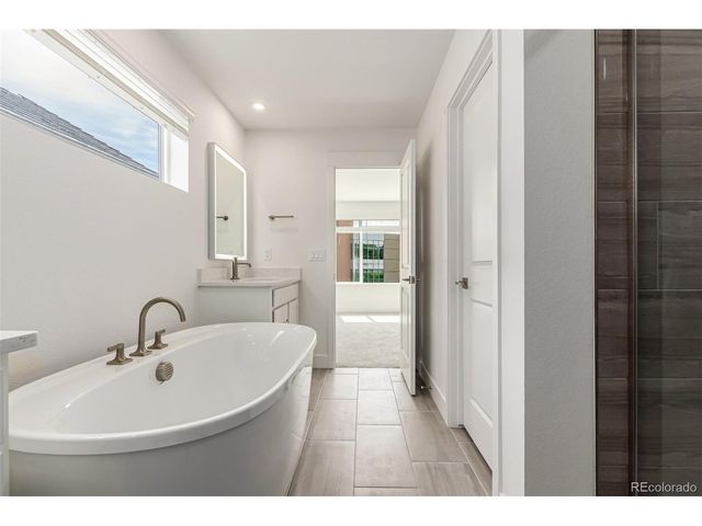 35 Ascent Trl, Englewood, CO 80112