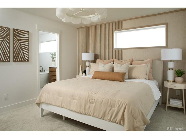 35 Ascent Trl, Englewood, CO 80112