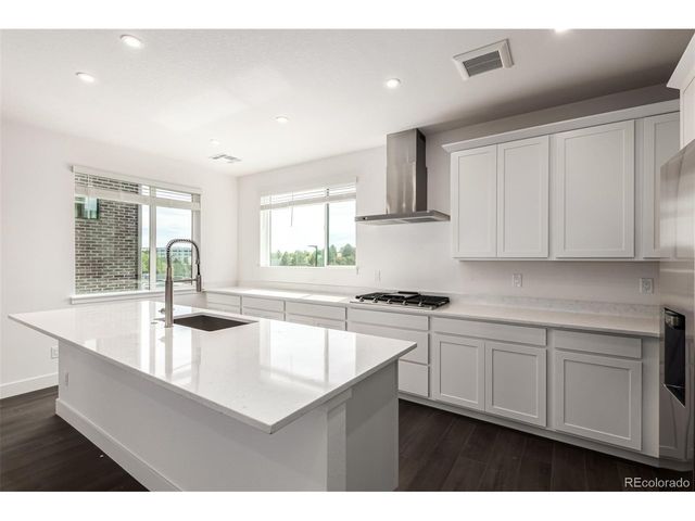 35 Ascent Trl, Englewood, CO 80112