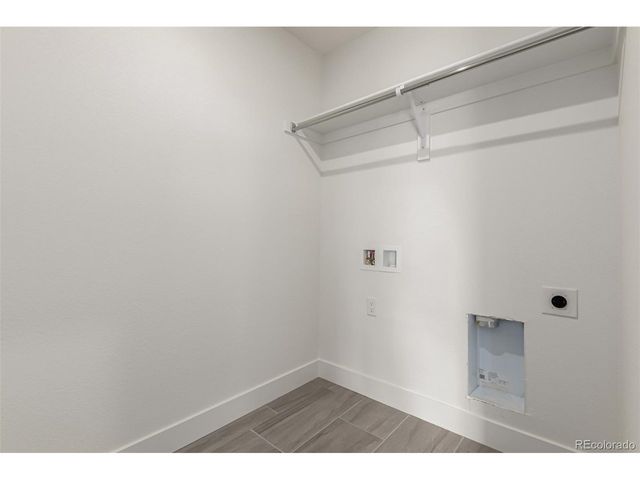 35 Ascent Trl, Englewood, CO 80112