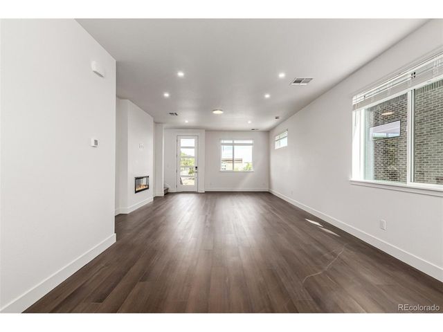 35 Ascent Trl, Englewood, CO 80112