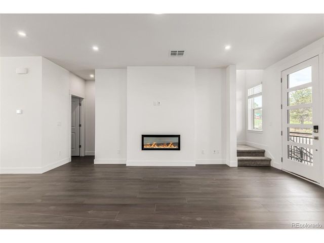 35 Ascent Trl, Englewood, CO 80112