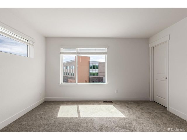 35 Ascent Trl, Englewood, CO 80112