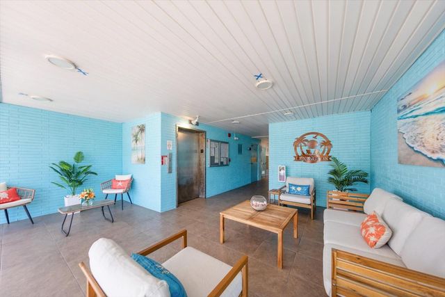 5970 80TH STREET N 411, St Petersburg, FL 33709