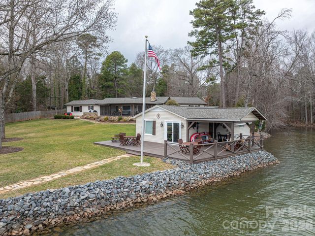 4485 River Oaks Road, Lake Wylie, SC 29710