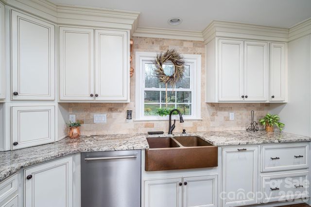 4485 River Oaks Road, Lake Wylie, SC 29710