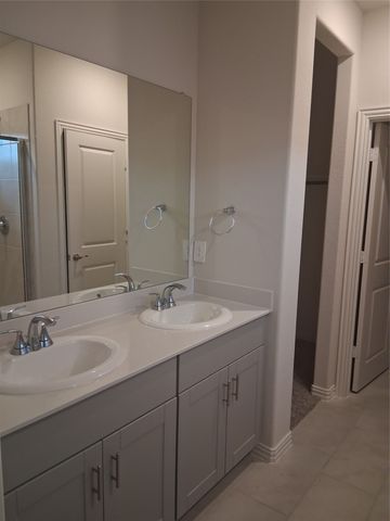 4000 Marble Falls, Farmersville, TX 75442