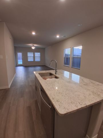 4000 Marble Falls, Farmersville, TX 75442