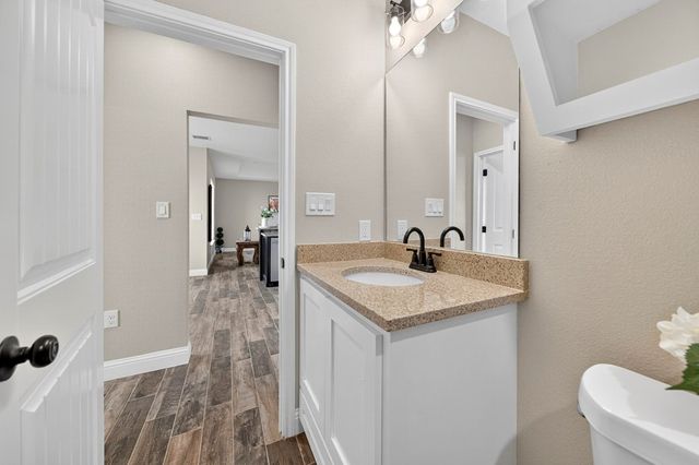 2201 S County Rd 1059, Midland, TX 79706