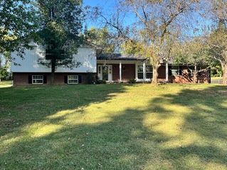 300 Tashamingo Drive, Nicholasville, KY 40356