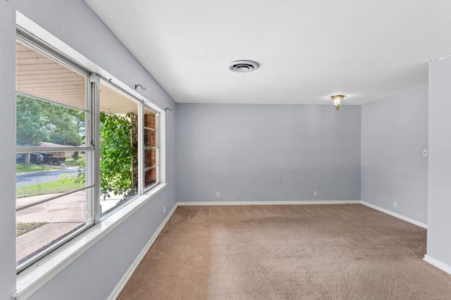 3350 Covert Avenue, Fort Worth, TX 76133