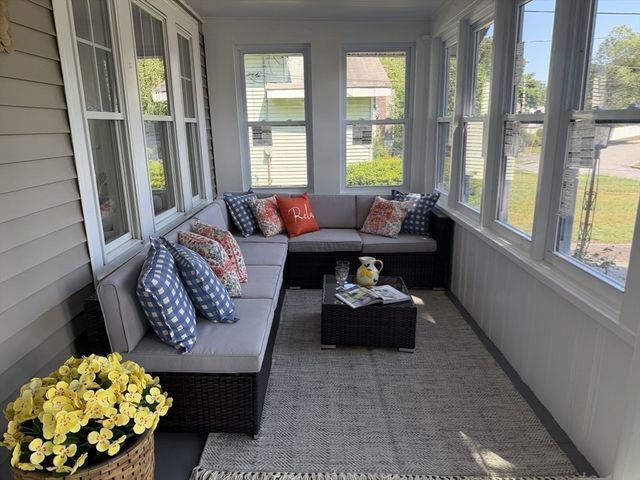47 Ideal Rd, Worcester, MA 01604