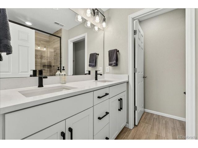 9793 Banner Peak Loop, Littleton, CO 80125