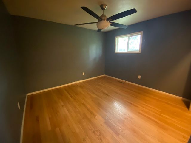 1948 3rd St NW, Minot, ND 58703