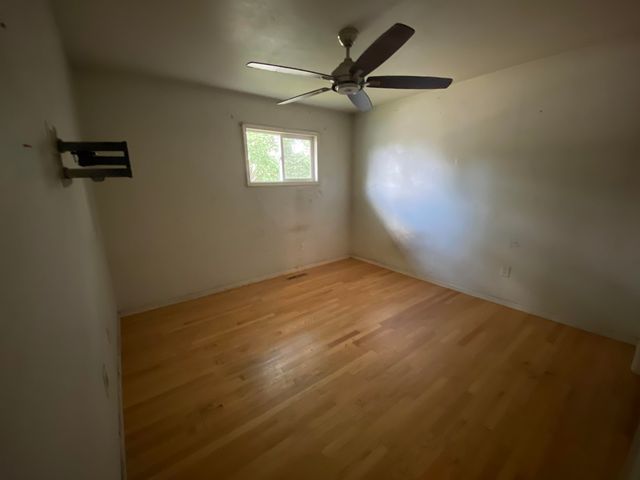 1948 3rd St NW, Minot, ND 58703