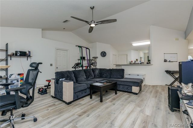 199 Linder Drive, Homosassa, FL 34446