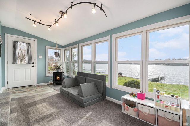 5445 W Warren Street, Silver Lake, IN 46982