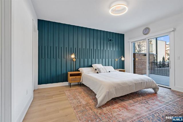 10 Bright Street 1, Jersey City, NJ 07302