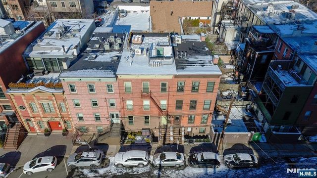 10 Bright Street 1, Jersey City, NJ 07302