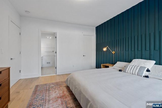 10 Bright Street 1, Jersey City, NJ 07302