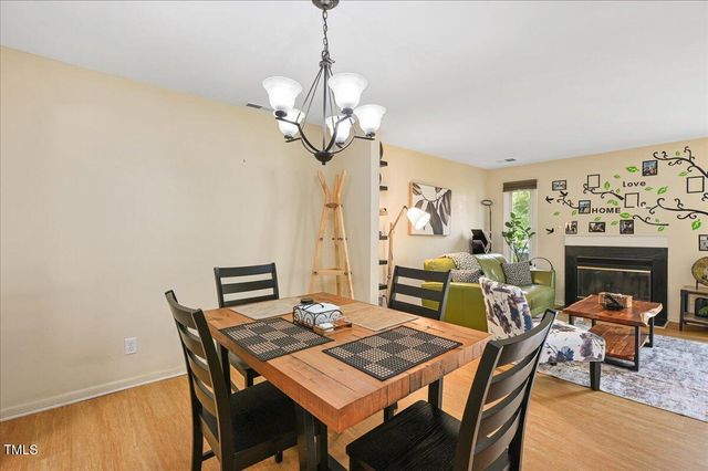 250 S Estes Drive Apt 115, Chapel Hill, NC 27514