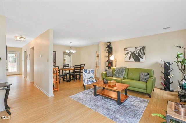 250 S Estes Drive Apt 115, Chapel Hill, NC 27514